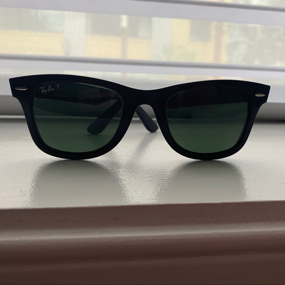 Ray-Ban Polarized Wayfarer